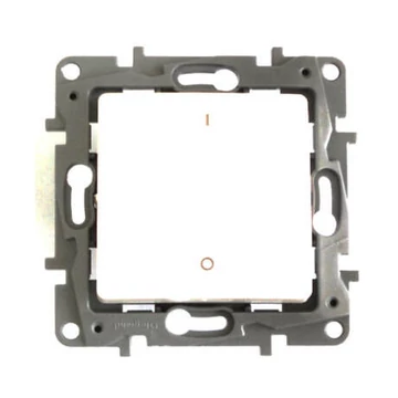 Legrand Niloé 102 kétpólusú kapcsoló körömmel fehér 764517