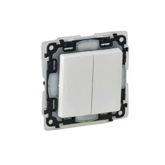 Legrand Valena Life 105 csillárkapcsoló IP44 fehér 752155