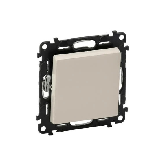 Legrand Valena Life 101 egypólusú kapcsoló elefántcsont 752201