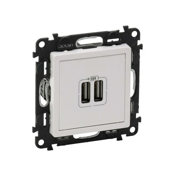 Legrand Valena Life kettős USB töltőaljzat beépített tápegységgel - 5V - 1500 mA fehér 753112